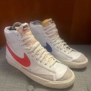 Nike Blazer Mid 77 VNTG Habanero Red Sail White